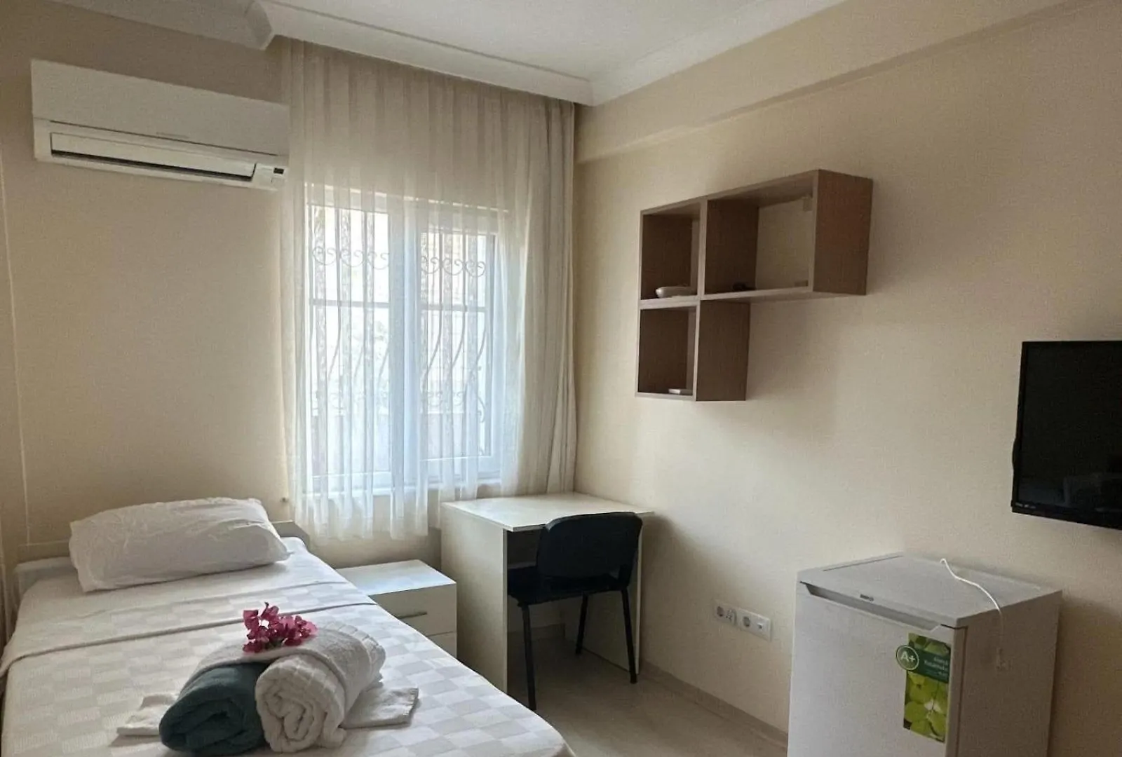 Ata Otel Анталья Отель